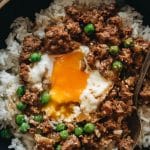 Riz cantonais au bœuf haché et aux œufs 125 RIZ ET ŒUFS AU BŒUF HACHÉ CANTONAIS